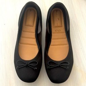 Me Too Black Flats 8